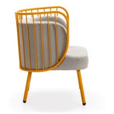 Butaca Nabi Mostaza Cojín Gris Claro